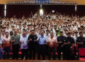 亚庇建国中学举办《青年反毒讲座》 提升全校师生防毒意识